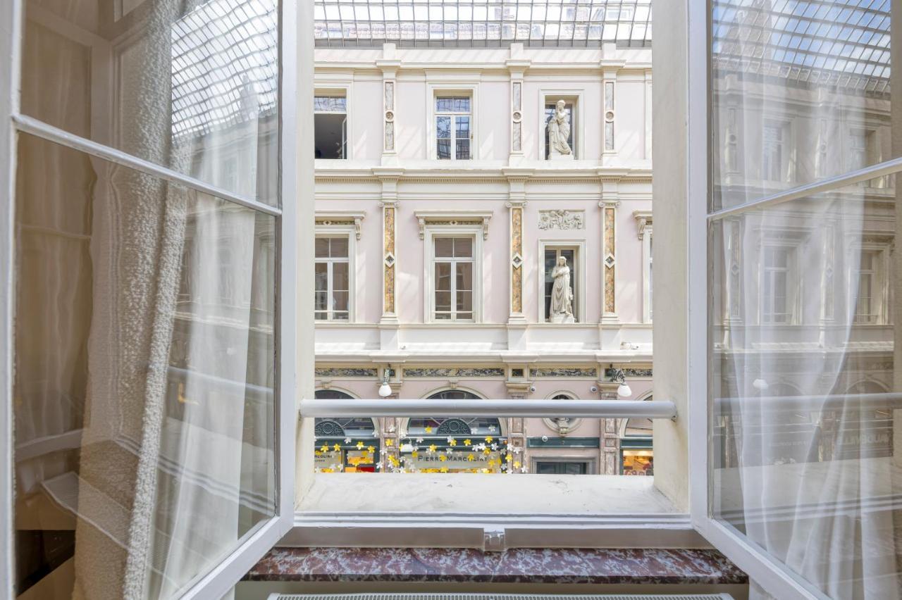 Appartement Dans L'Hypercentre Bruxelas Exterior foto